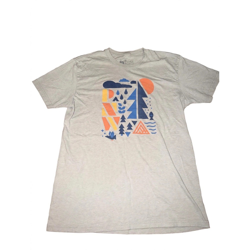 The Great PNW T-Shirt Mens M White Graphic Print Crew Neck Cotton Nicaragua